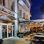 Apartmanhotel 777 Krasickiego 3*