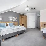 777 Krasickiego Aparthotel