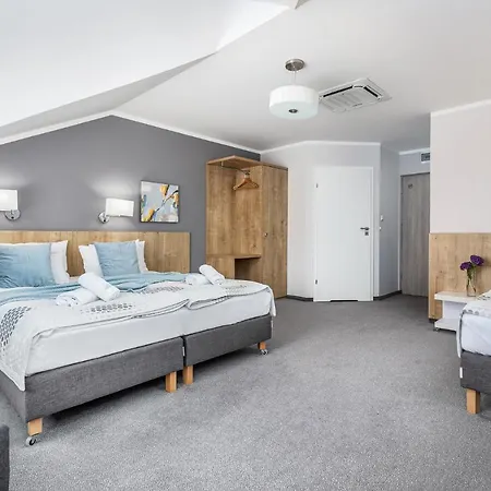 777 Krasickiego アパートホテル