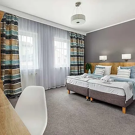 Apart Otel 777 Krasickiego 3*