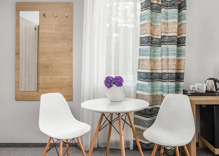 777 Krasickiego Lejlighedshotel 3*