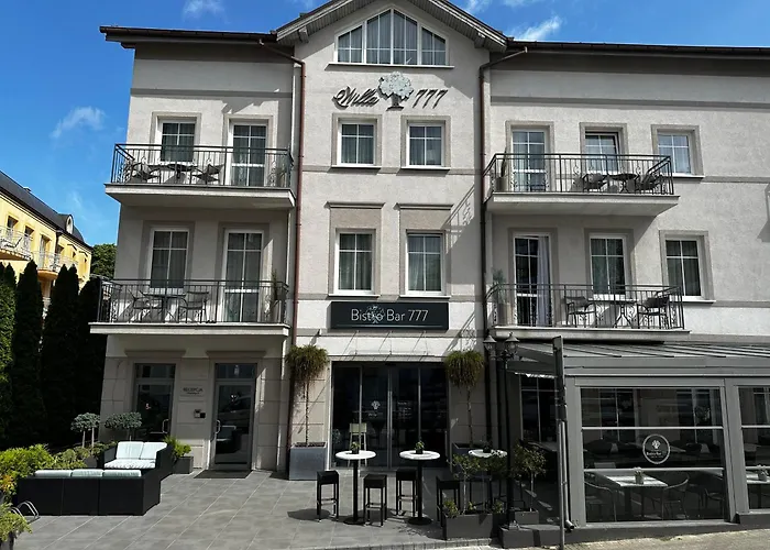 777 Krasickiego Lejlighedshotel